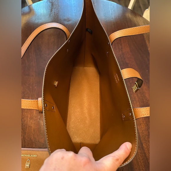 Michael Kors Karson Lg Leather Tote Bag With Matching Wallet Luggage Brown New - Picture 6 of 15